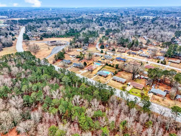 $315,999 | 1605 East Durst Avenue, Greenwood, SC 29649