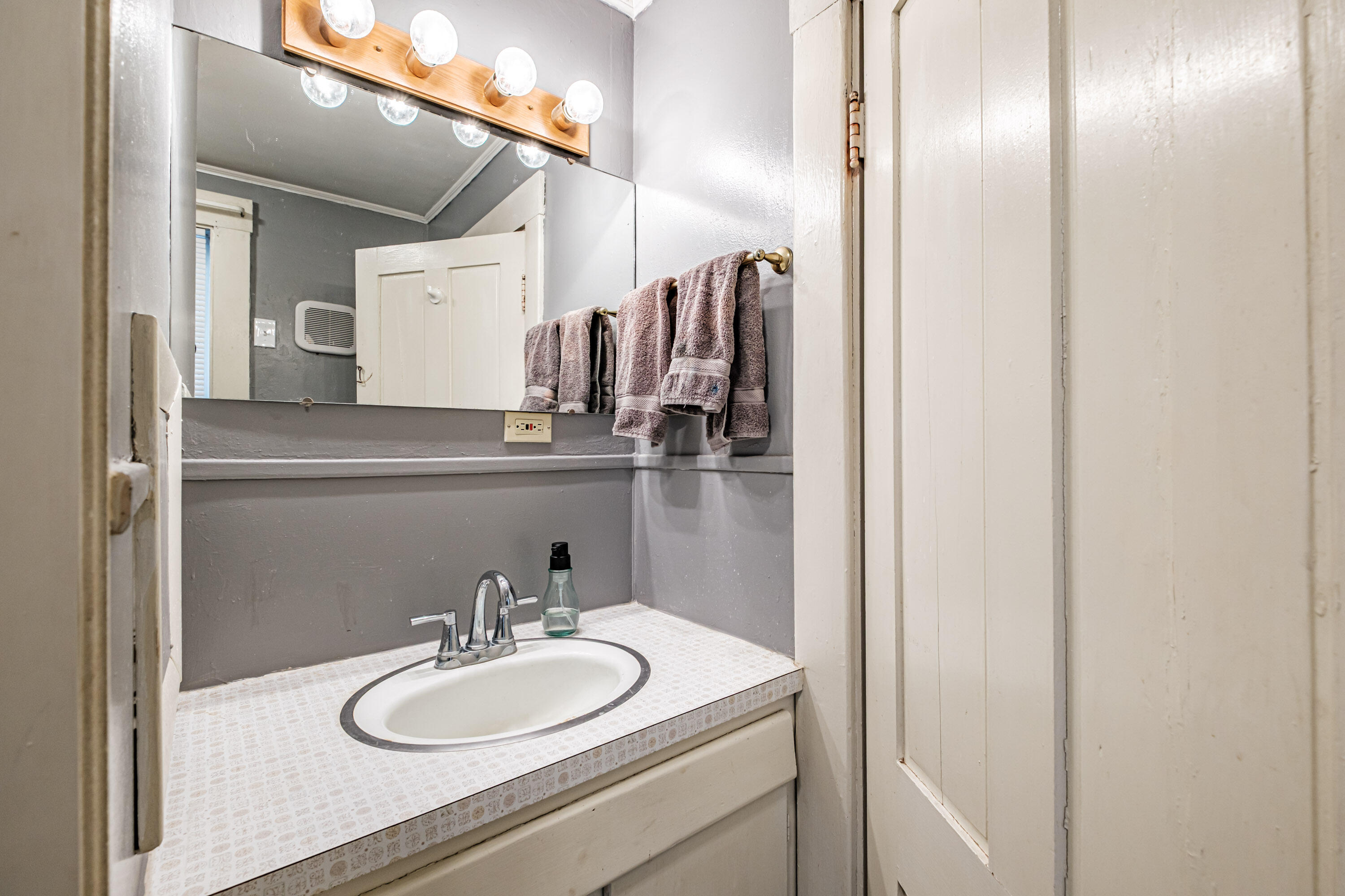 56 Shaws Ridge Road, Unit A B Sanford, ME 04073 - Photo 11 of 64 10