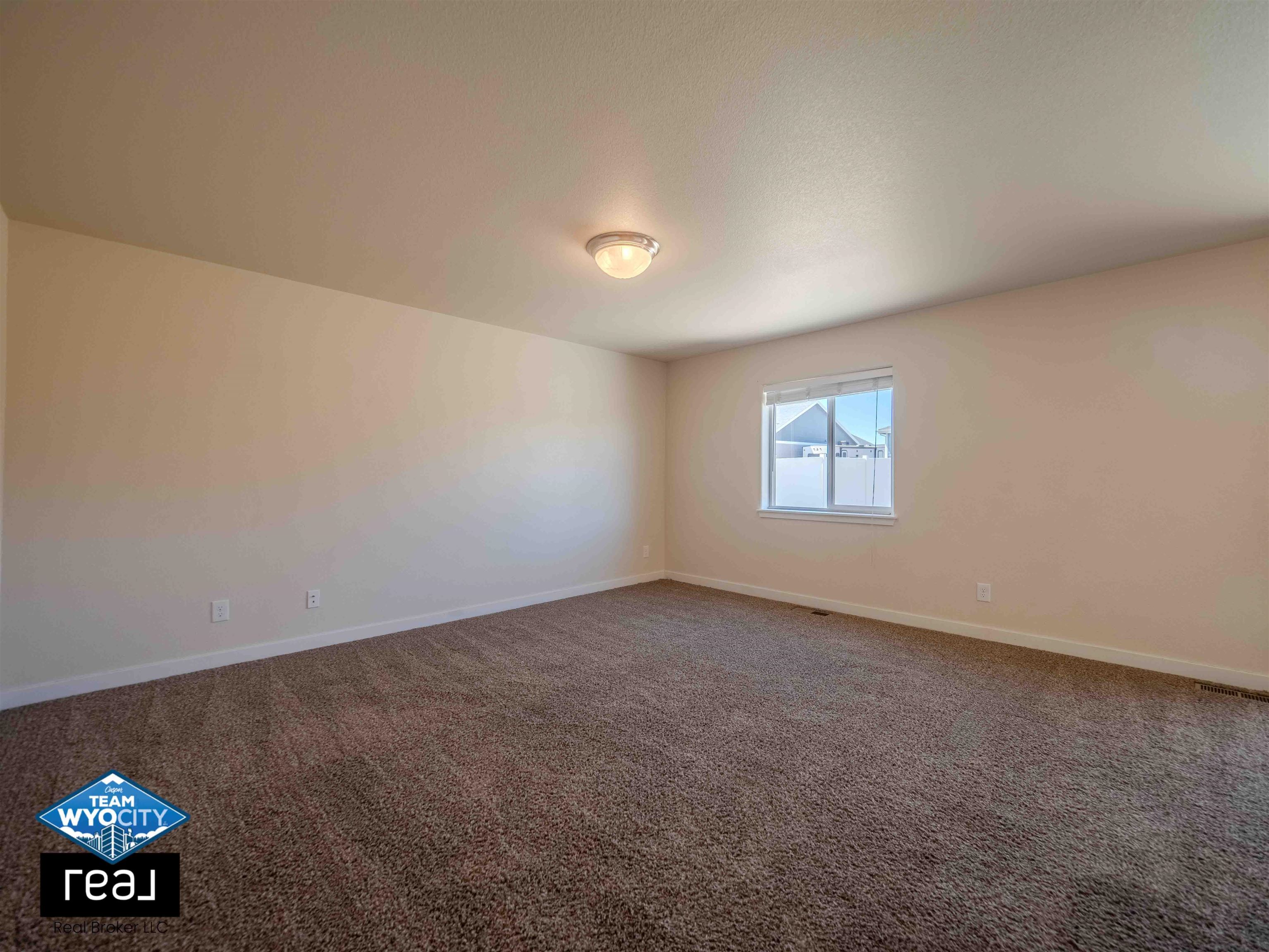 6866 Umpqua River Road Casper, WY 82604 - Photo 6 of 45