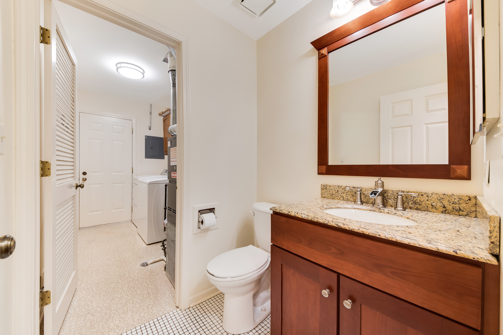 Undisclosed Address Winfield, IL 60190 - Photo 10 of 21