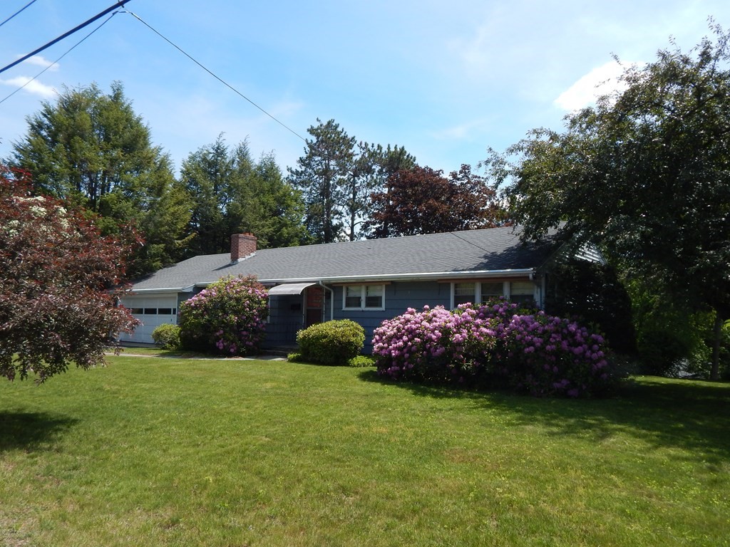 18 Chevy Chase Road Worcester, MA 01606 - Photo 1 of 22 Gallery Image 1