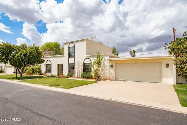 $669,000 | 1327 West Glendale Avenue, Phoenix, AZ 85021