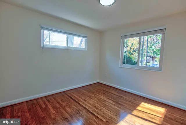 $4,000 | 495 North Pickett Street, Alexandria, VA 22304