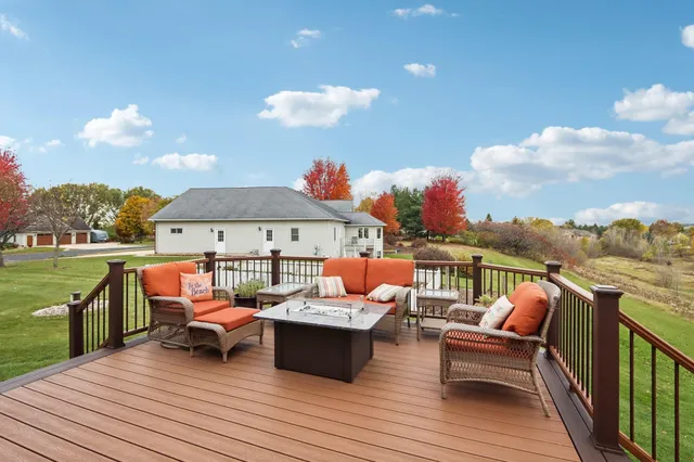 $899,900 | 6784 Tartan Trail, Sun Prairie, WI 53590