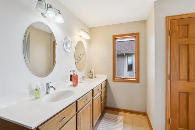 $899,900 | 6784 Tartan Trail, Sun Prairie, WI 53590