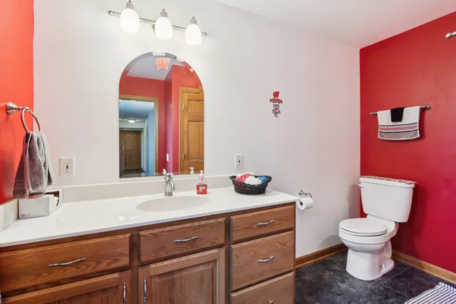 $899,900 | 6784 Tartan Trail, Sun Prairie, WI 53590