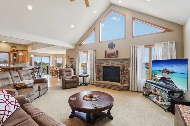 $899,900 | 6784 Tartan Trail, Sun Prairie, WI 53590