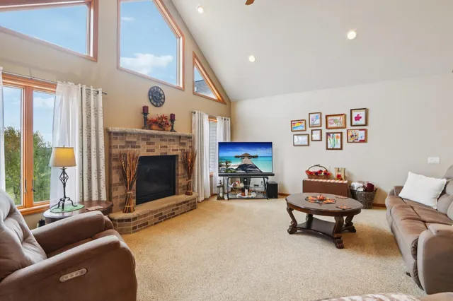 $899,900 | 6784 Tartan Trail, Sun Prairie, WI 53590