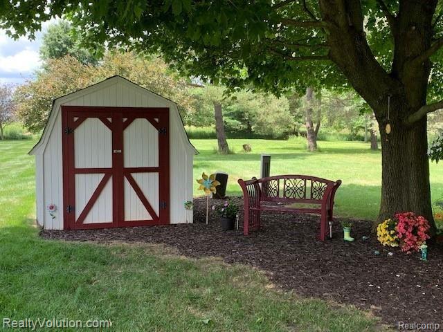 4052 Calkins Road Dryden, MI 48428 - Photo 33 of 37 IMG_7653.jpg