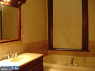 770 Byberry Road Philadelphia, PA 19116 - Photo 8 of 12 Bathroom