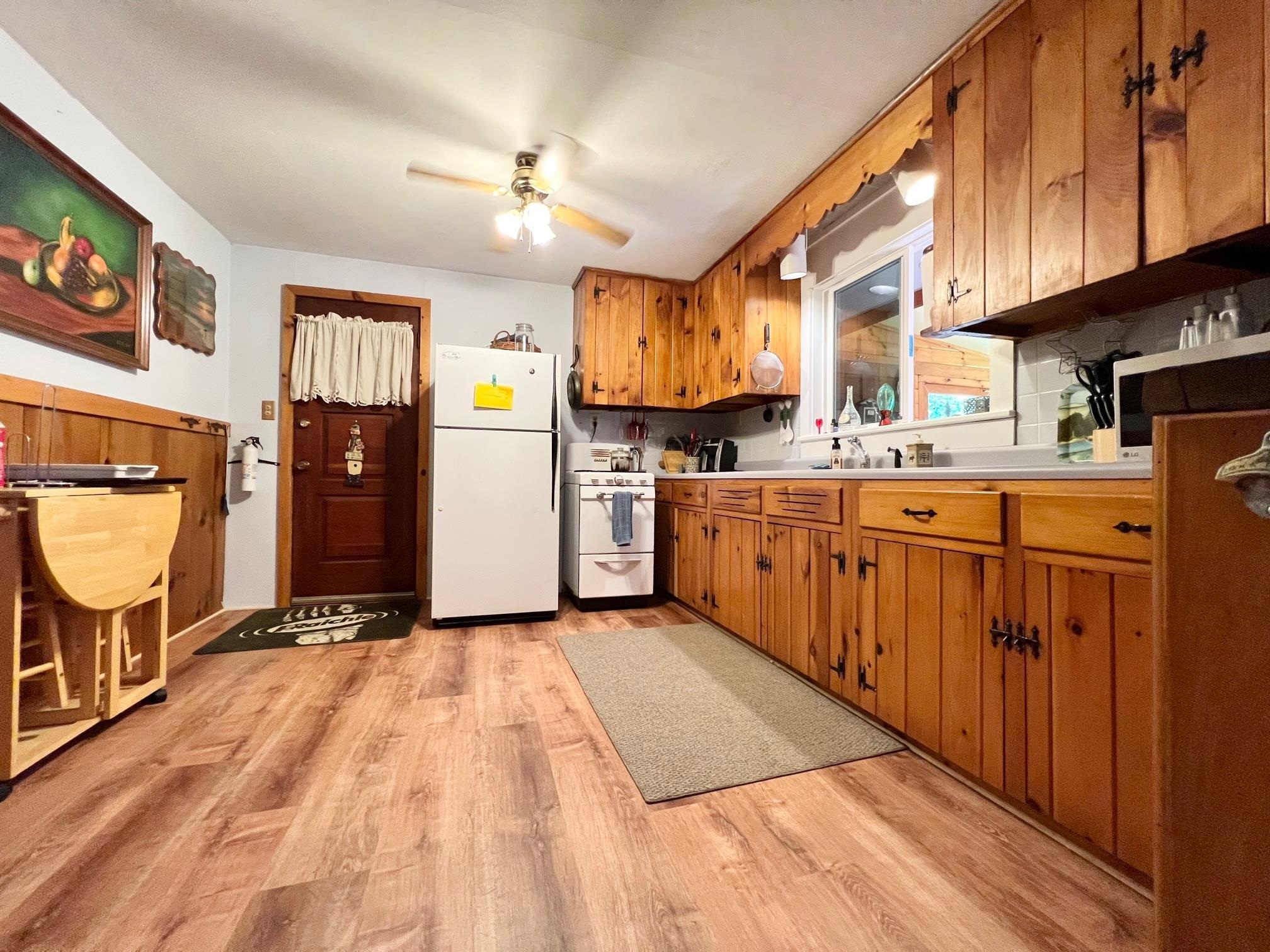 351 Hardscrabble Road Wardsboro, VT 05360 - Photo 11 of 17 Gallery Image 11