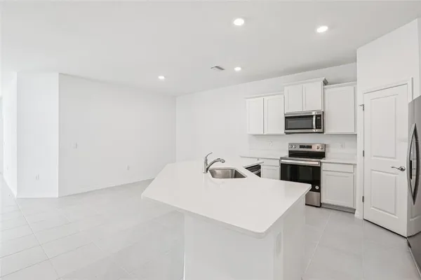 $2,350 | 32652 Rustic Rise Road, San Antonio, FL 33576