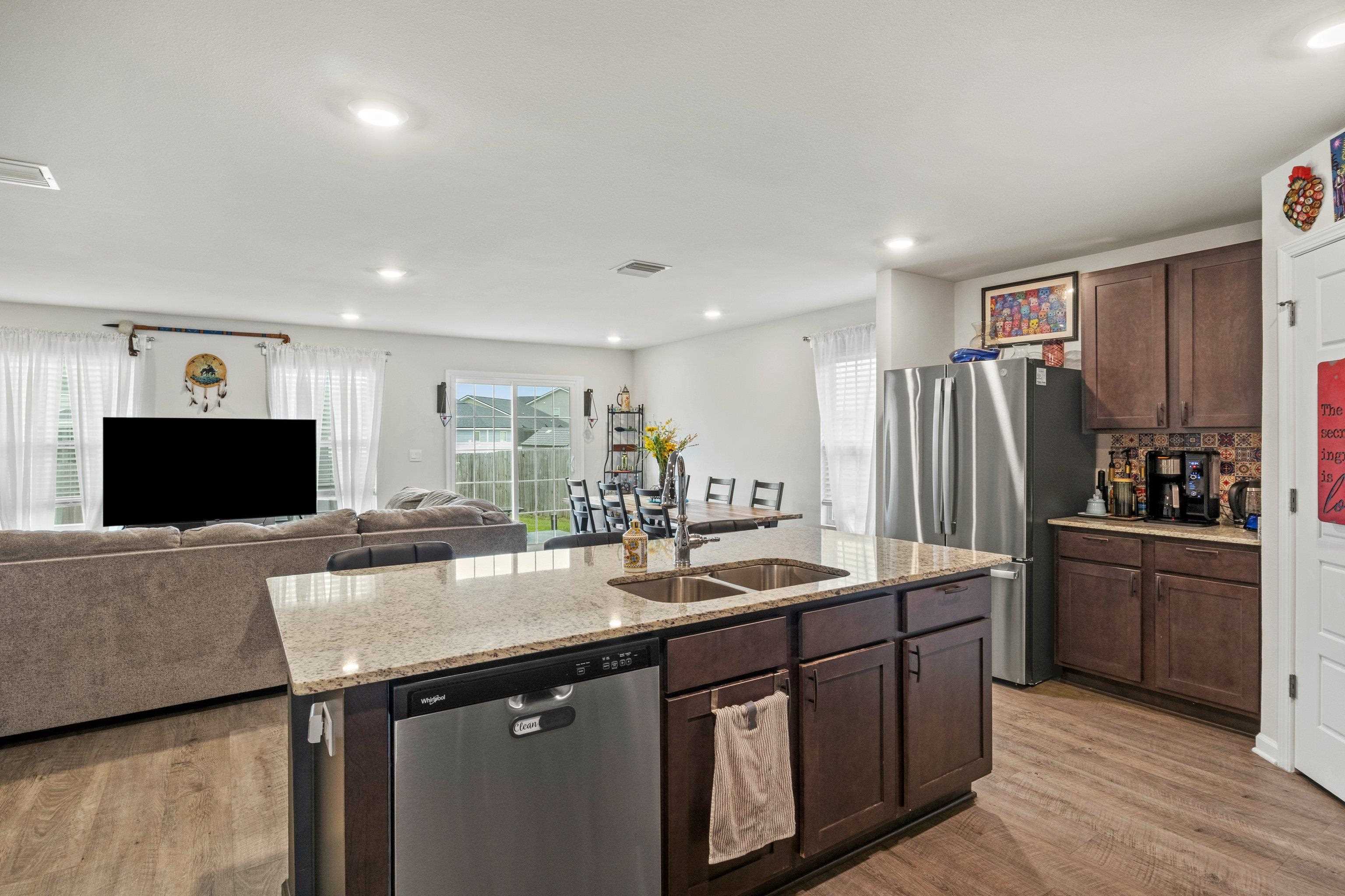 4542 Rivers Landing Drive Tallahassee, FL 32303 - Photo 2 of 29