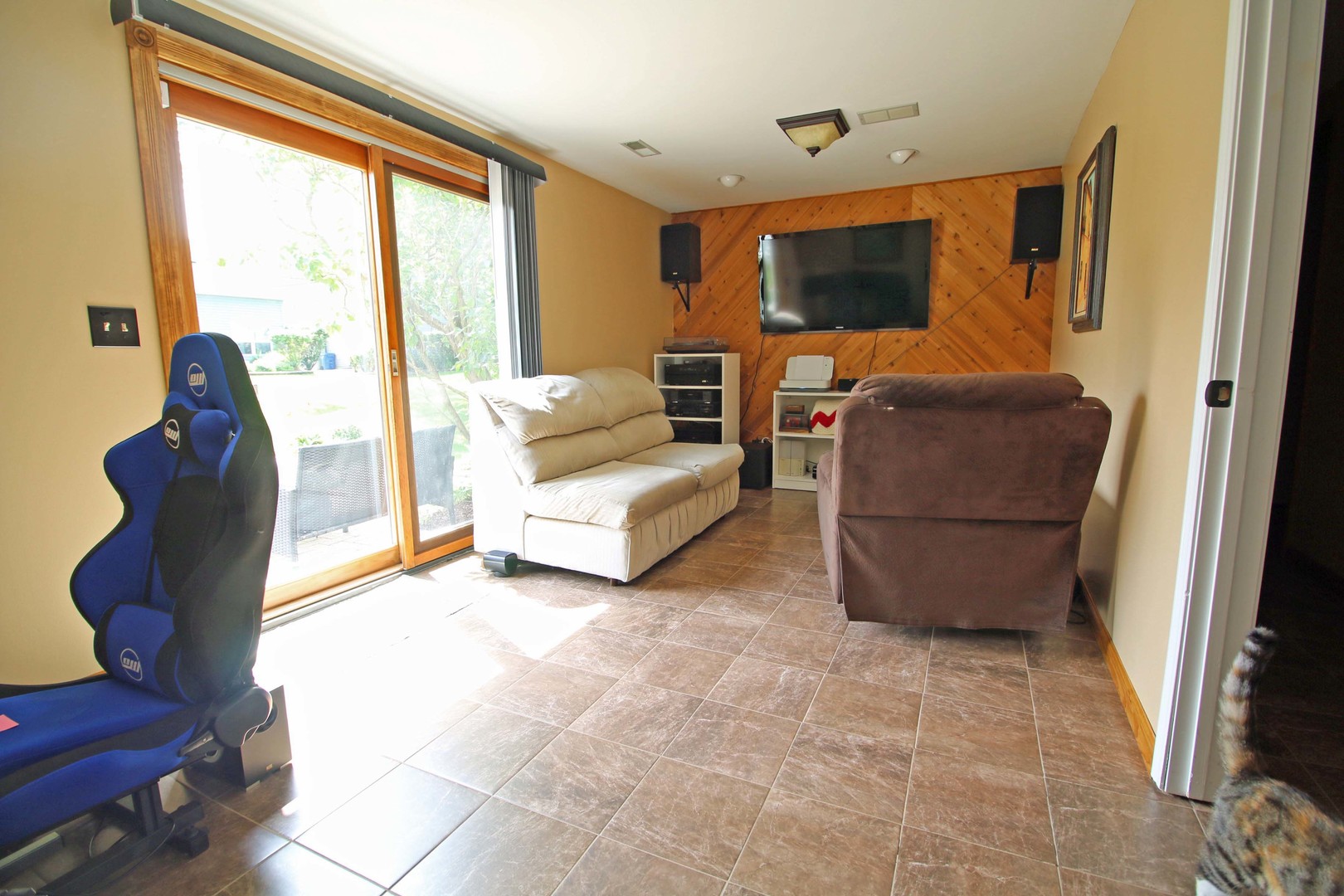 973 Stuart Drive Bartlett, IL 60103 - Photo 8 of 21