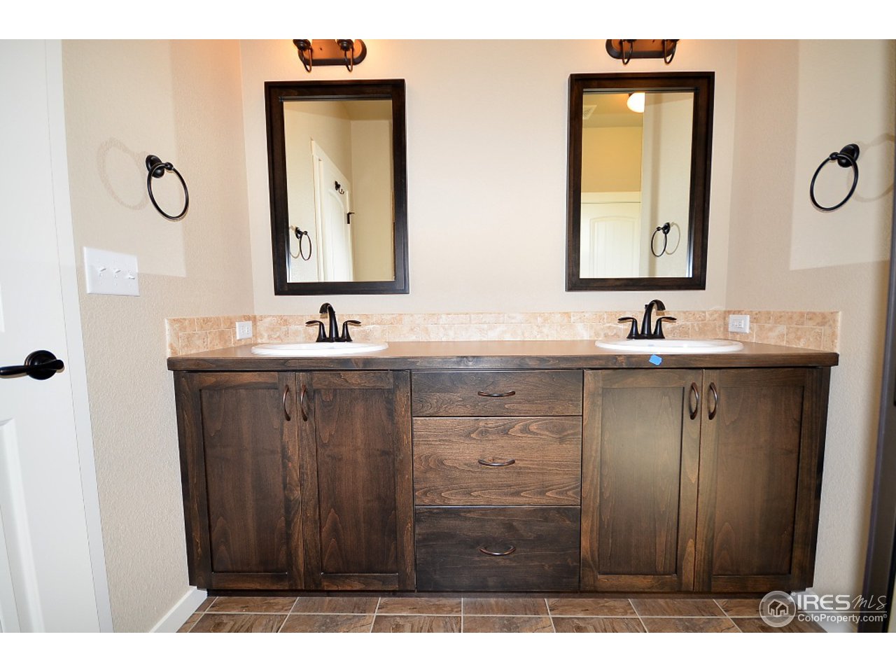 300 Surrey Ridge Eaton, CO 80615 - Photo 17 of 24 Gallery Image 17