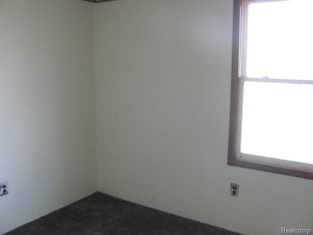 5464 Sutton Road Dryden, MI 48428 - Photo 6 of 11 262-159494 - Bedroom 2.jpg