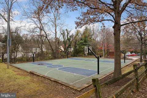 $550,000 | 5716 Crawford Drive, Rockville, MD 20851