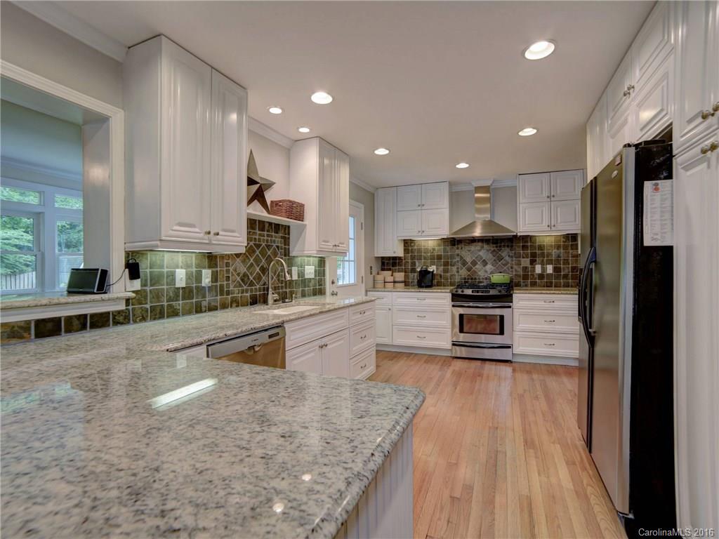 5543 Robinhood Road Charlotte, NC 28211 - Photo 1 of 24 Gallery Image 1