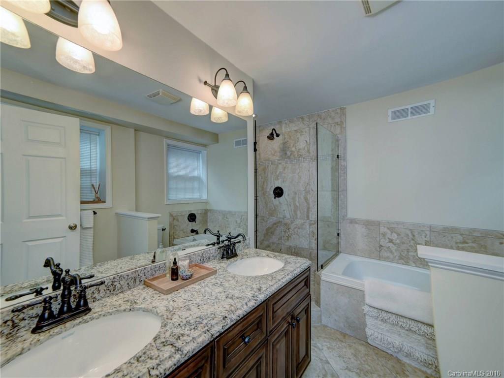 5543 Robinhood Road Charlotte, NC 28211 - Photo 3 of 24 Gallery Image 3