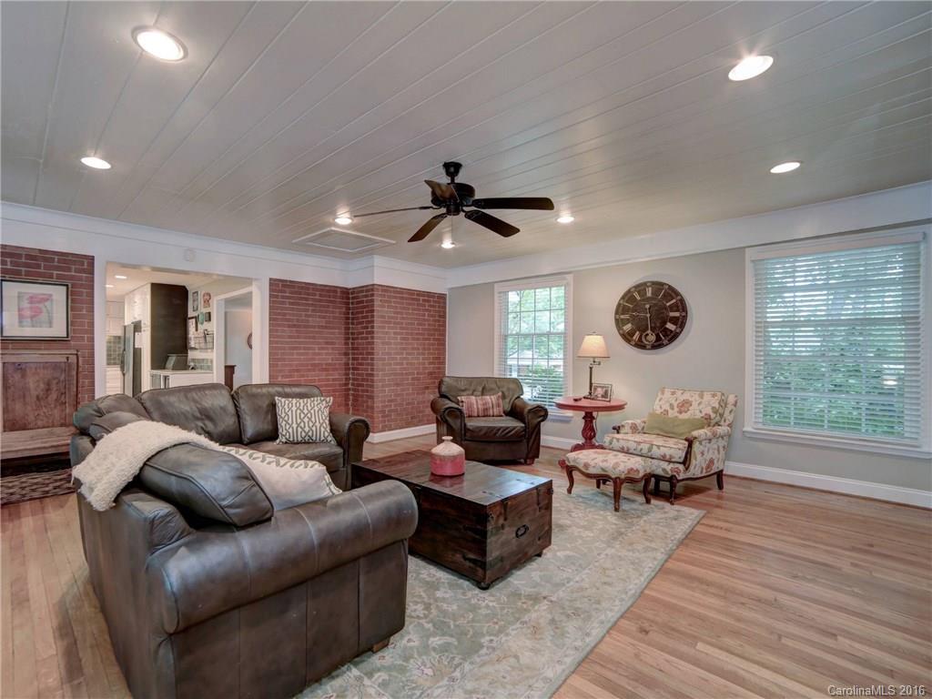 5543 Robinhood Road Charlotte, NC 28211 - Photo 5 of 24 Gallery Image 5