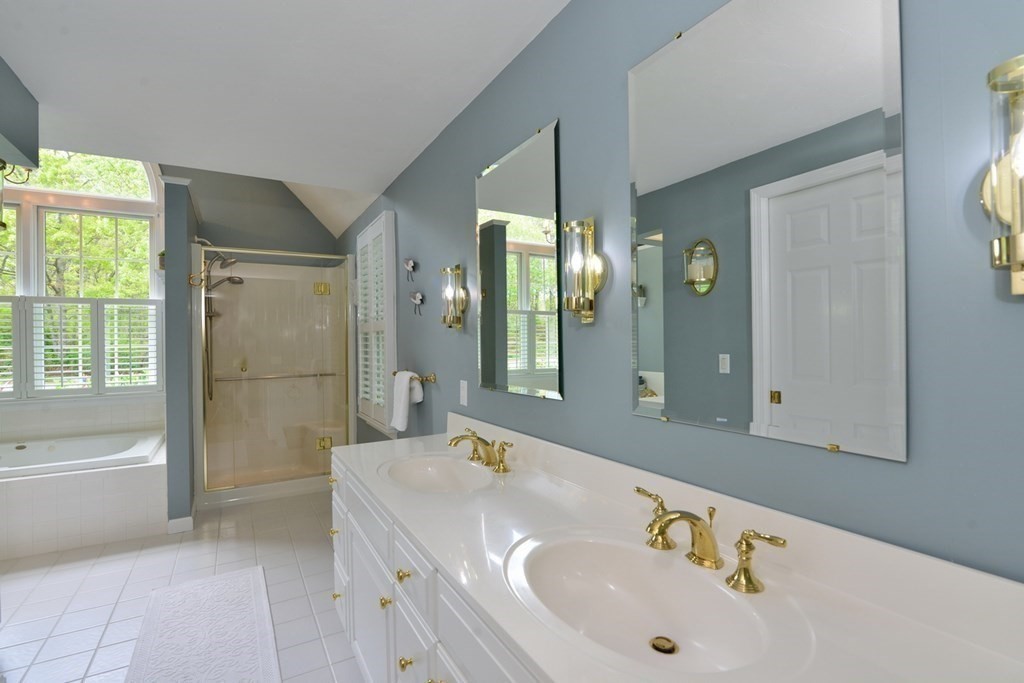 26 Spy Glass Hill Road Barnstable, MA 02675 - Photo 24 of 42 Gallery Image 24