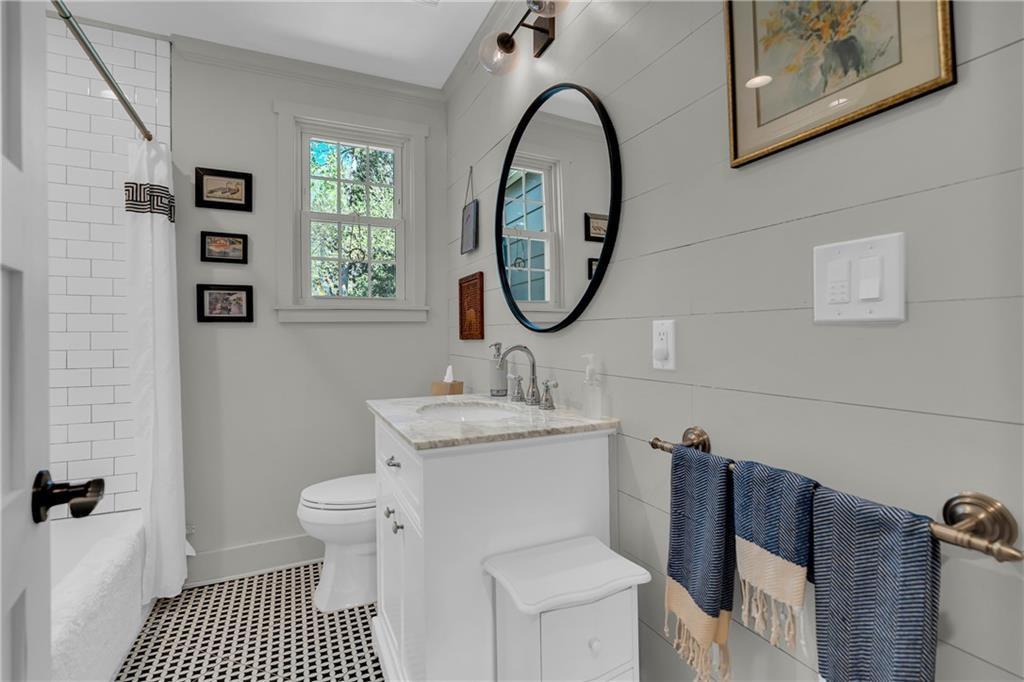 2035 Beecher Road Southwest Atlanta, GA 30310 - Photo 11 of 69