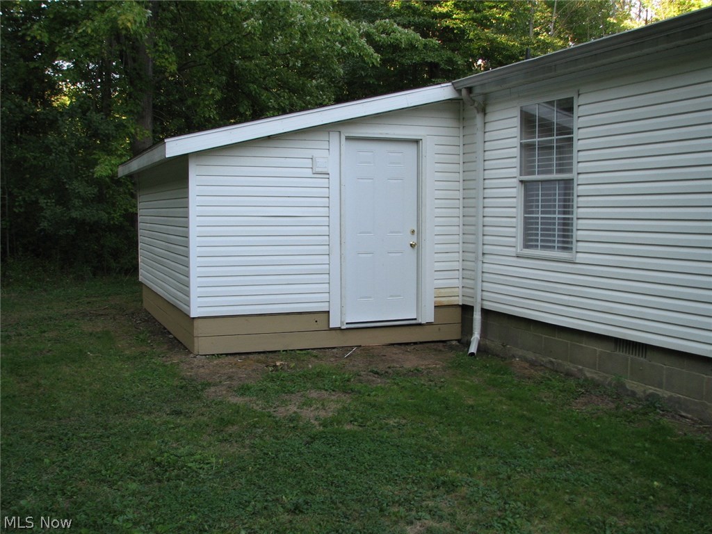 5933 Ninevah Road Ashtabula, OH 44004 - Photo 7 of 35