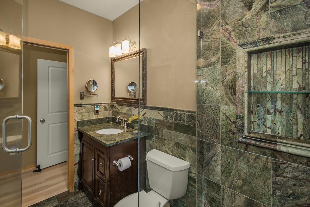 10806 South Shore Drive, Unit 109 Plymouth, MN 55441 - Photo 12 of 32