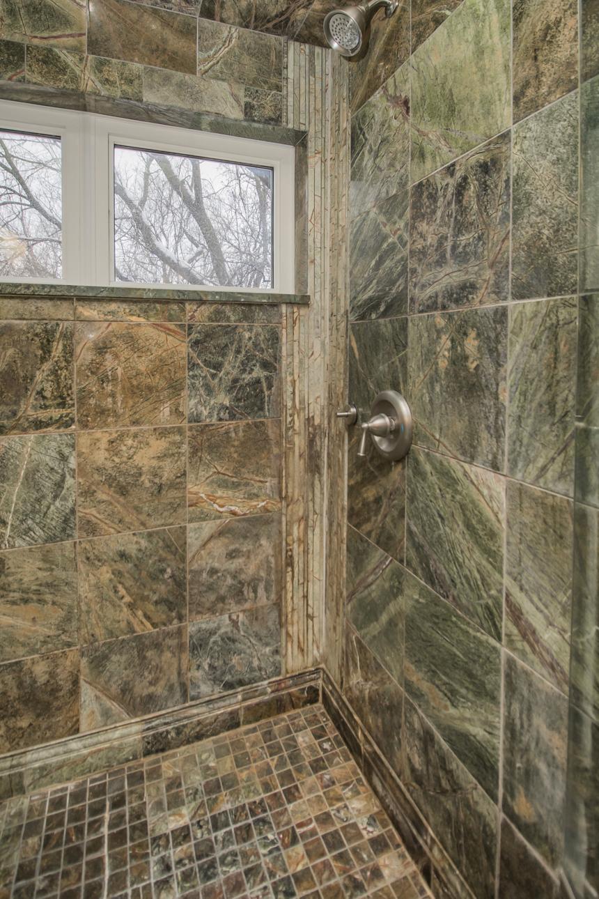 10806 South Shore Drive, Unit 109 Plymouth, MN 55441 - Photo 13 of 32