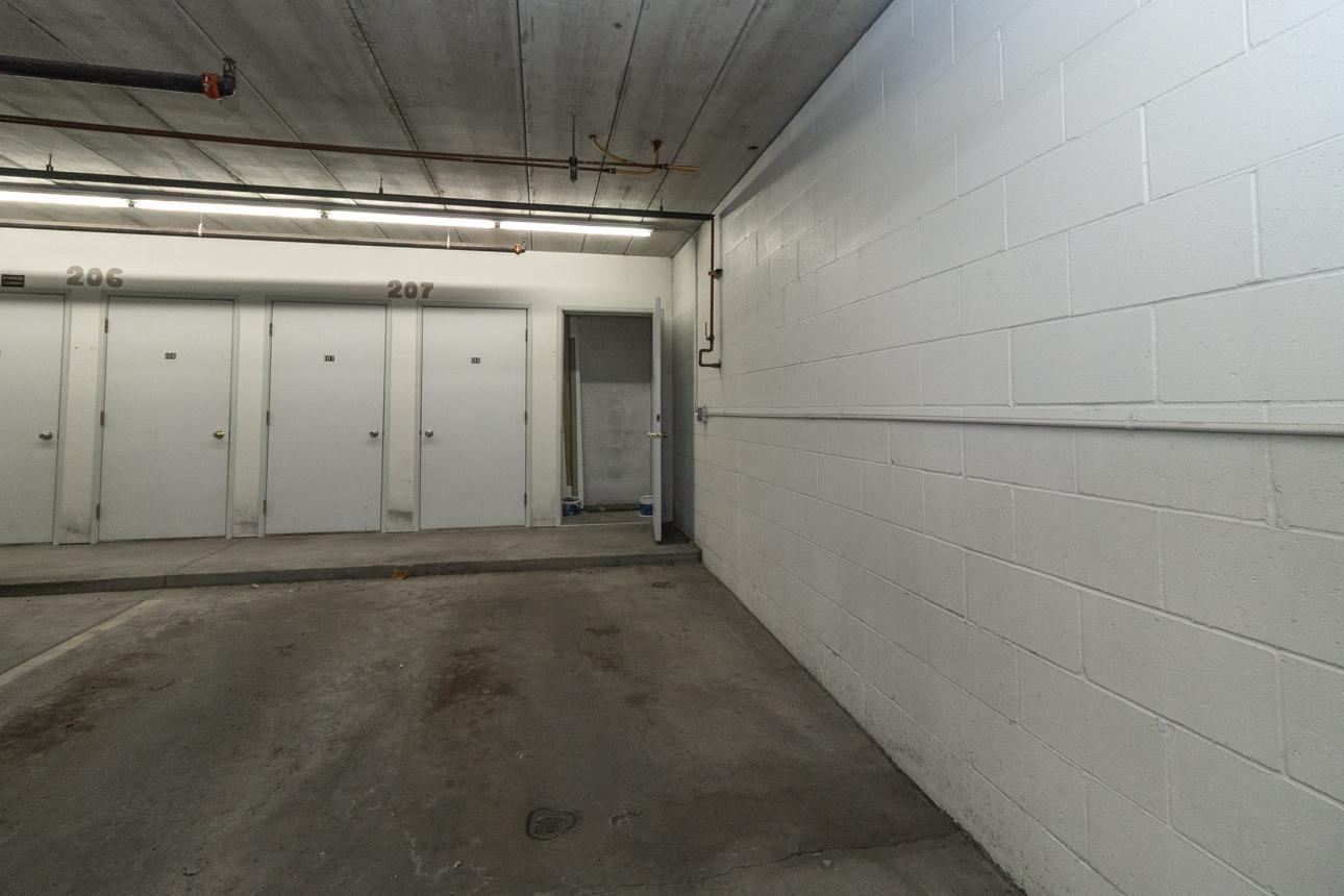 10806 South Shore Drive, Unit 109 Plymouth, MN 55441 - Photo 30 of 32