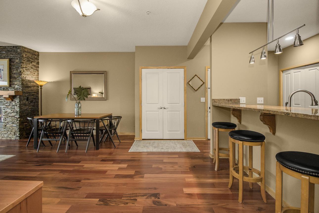 10806 South Shore Drive, Unit 109 Plymouth, MN 55441 - Photo 7 of 32