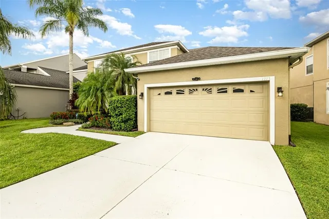 an aerial view of a house having outdoor space