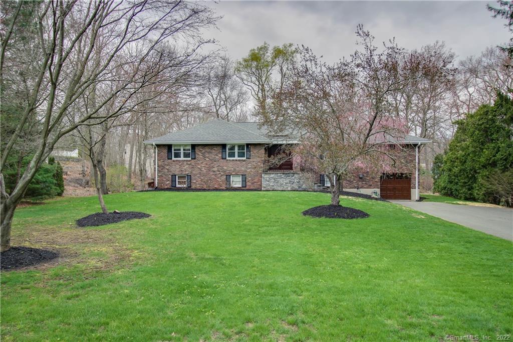 31 Old Farms Road Madison, CT 06443 - Photo 1 of 1