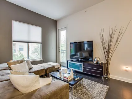 $2,700 | 2950 McKinney Avenue, Unit 304, Dallas, TX 75204