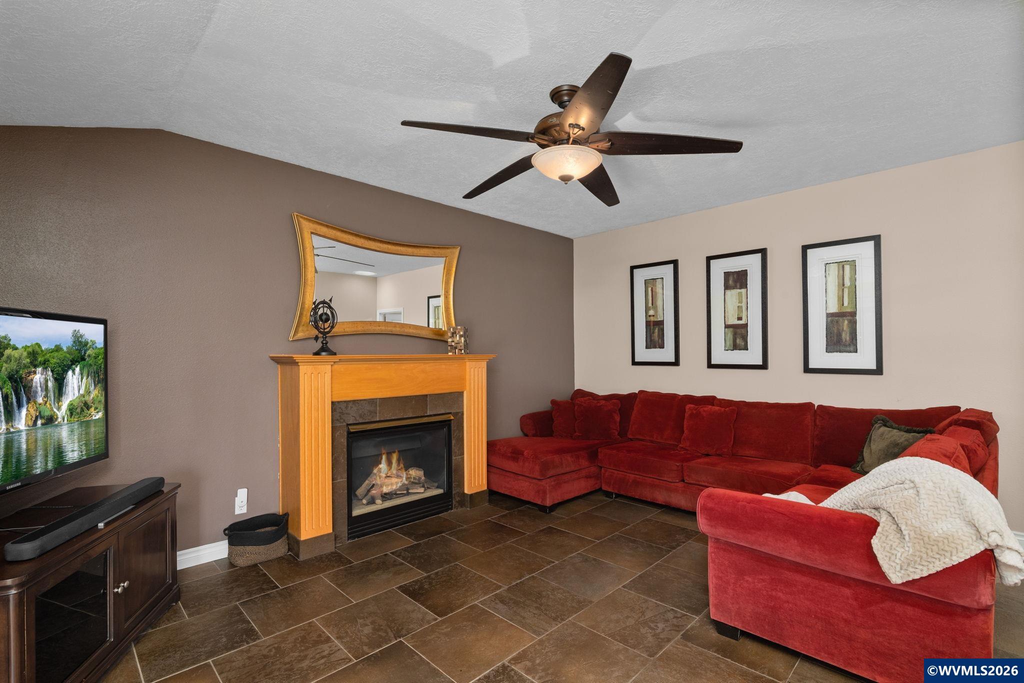 7932 Waterloo Street Northeast Keizer, OR 97303 - Photo 12 of 28