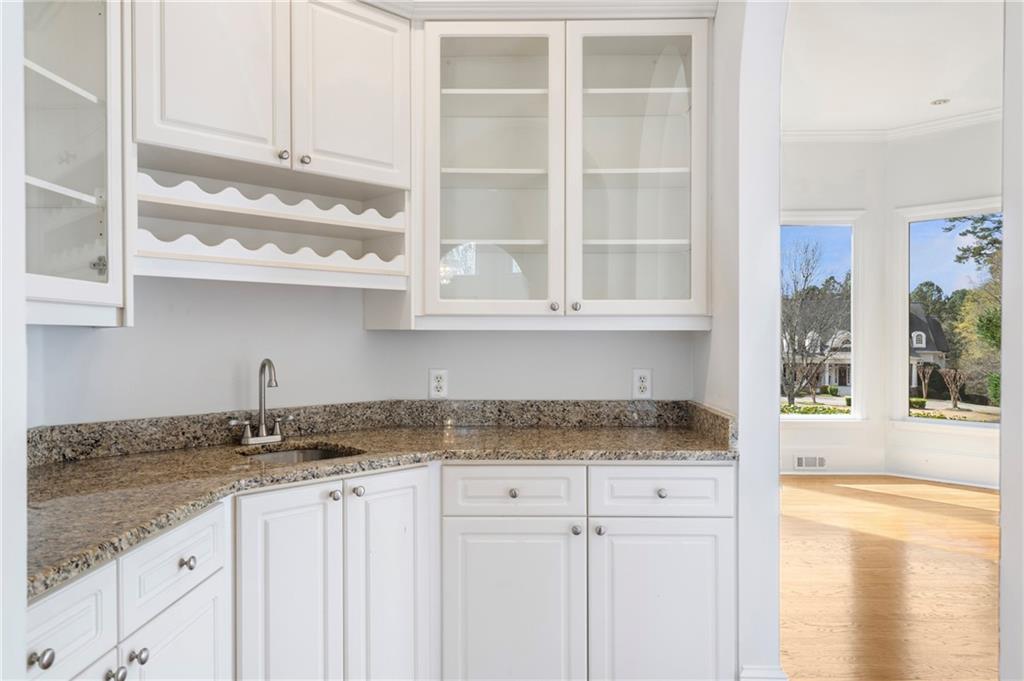 10610 Montclair Way Duluth, GA 30097 - Photo 18 of 85