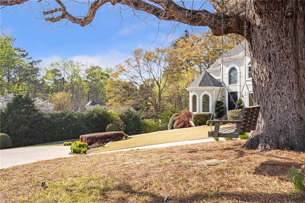 10610 Montclair Way Duluth, GA 30097 - Photo 3 of 85