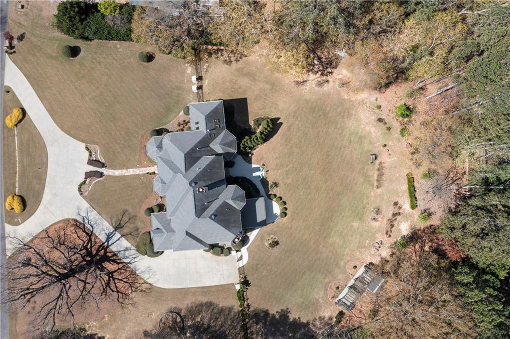 10610 Montclair Way Duluth, GA 30097 - Photo 8 of 85