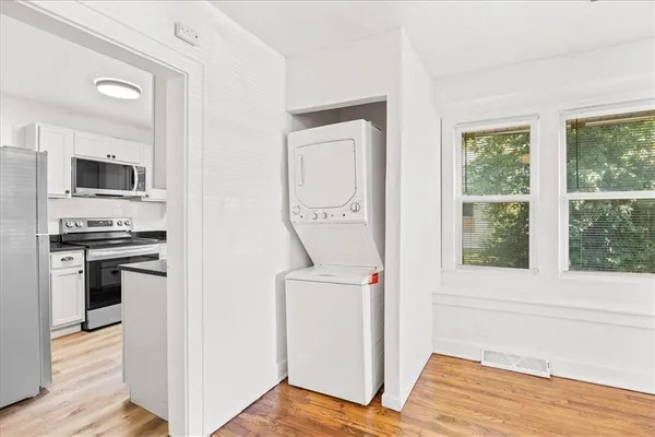 $200,000 | 1116 South Woodland Avenue, Independence, MO 64050