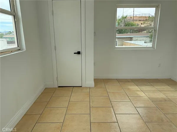 $1,875 | 15398 6th Street, Victorville, CA 92395