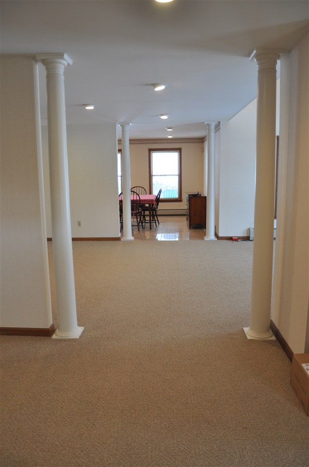 468 W Road Manchester, VT 05254 - Photo 11 of 25 Gallery Image 11