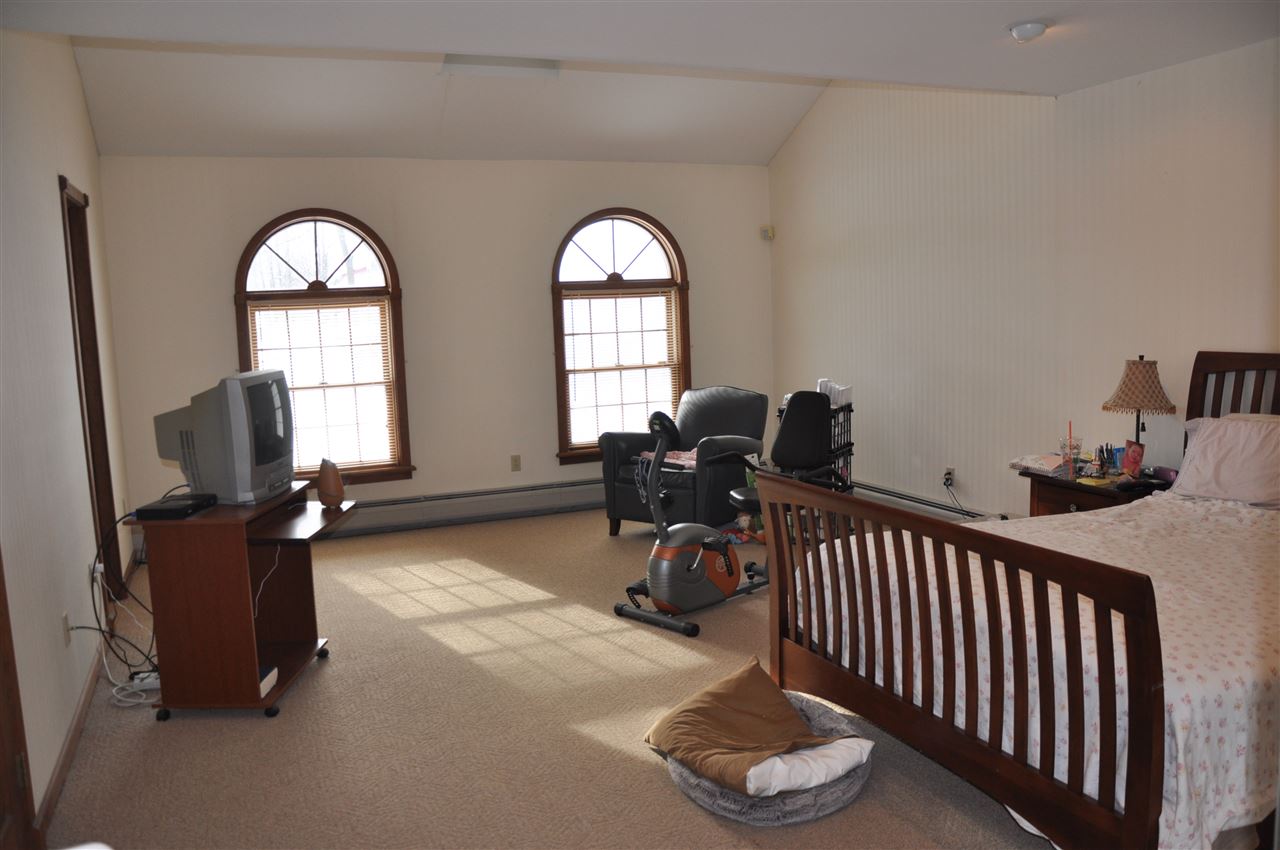 468 W Road Manchester, VT 05254 - Photo 21 of 25 Gallery Image 21