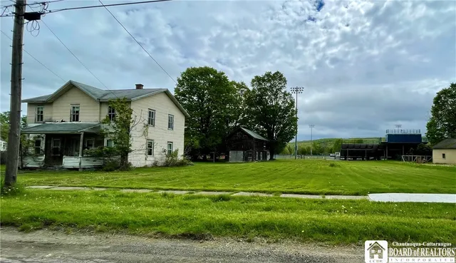 $57,000 | 59 North Franklin Street, New Albion, NY 14719