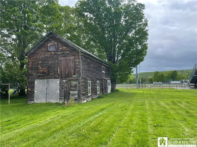 $57,000 | 59 North Franklin Street, New Albion, NY 14719