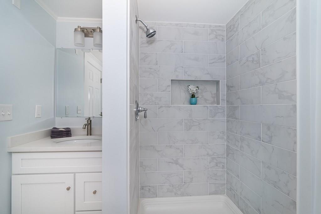 109 Harding Street Medfield, MA 02052 - Photo 16 of 38 Gallery Image 16