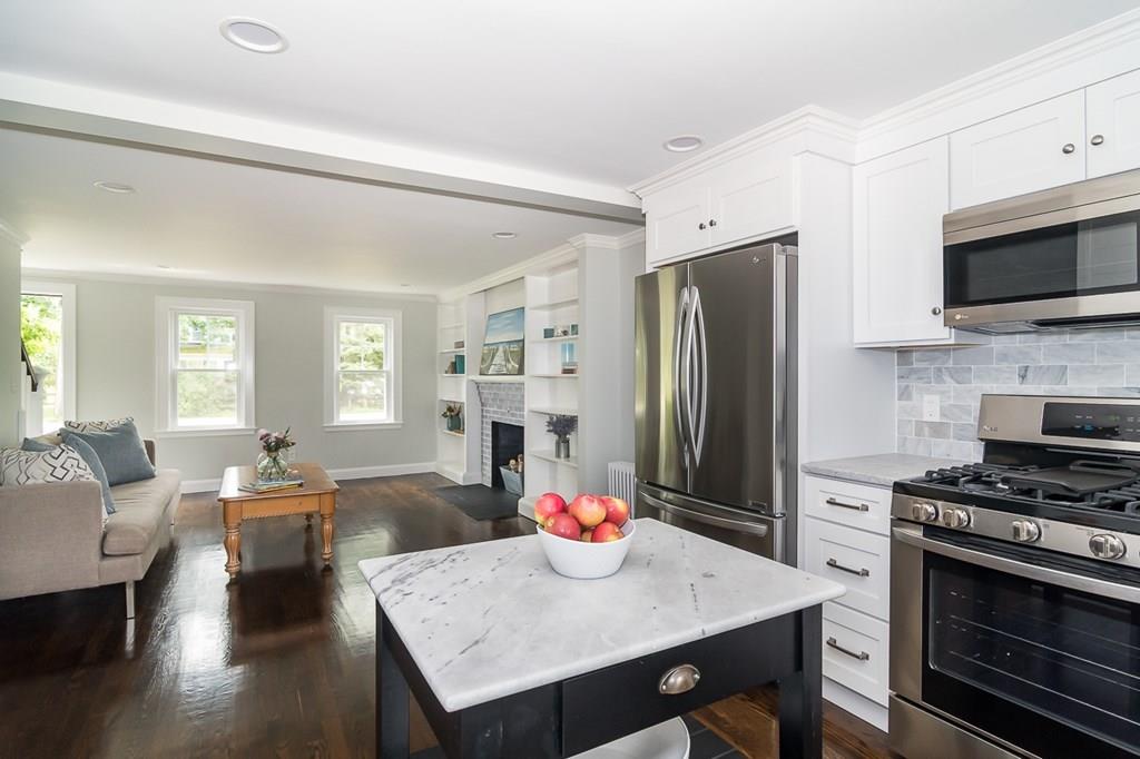 109 Harding Street Medfield, MA 02052 - Photo 10 of 38 Gallery Image 10