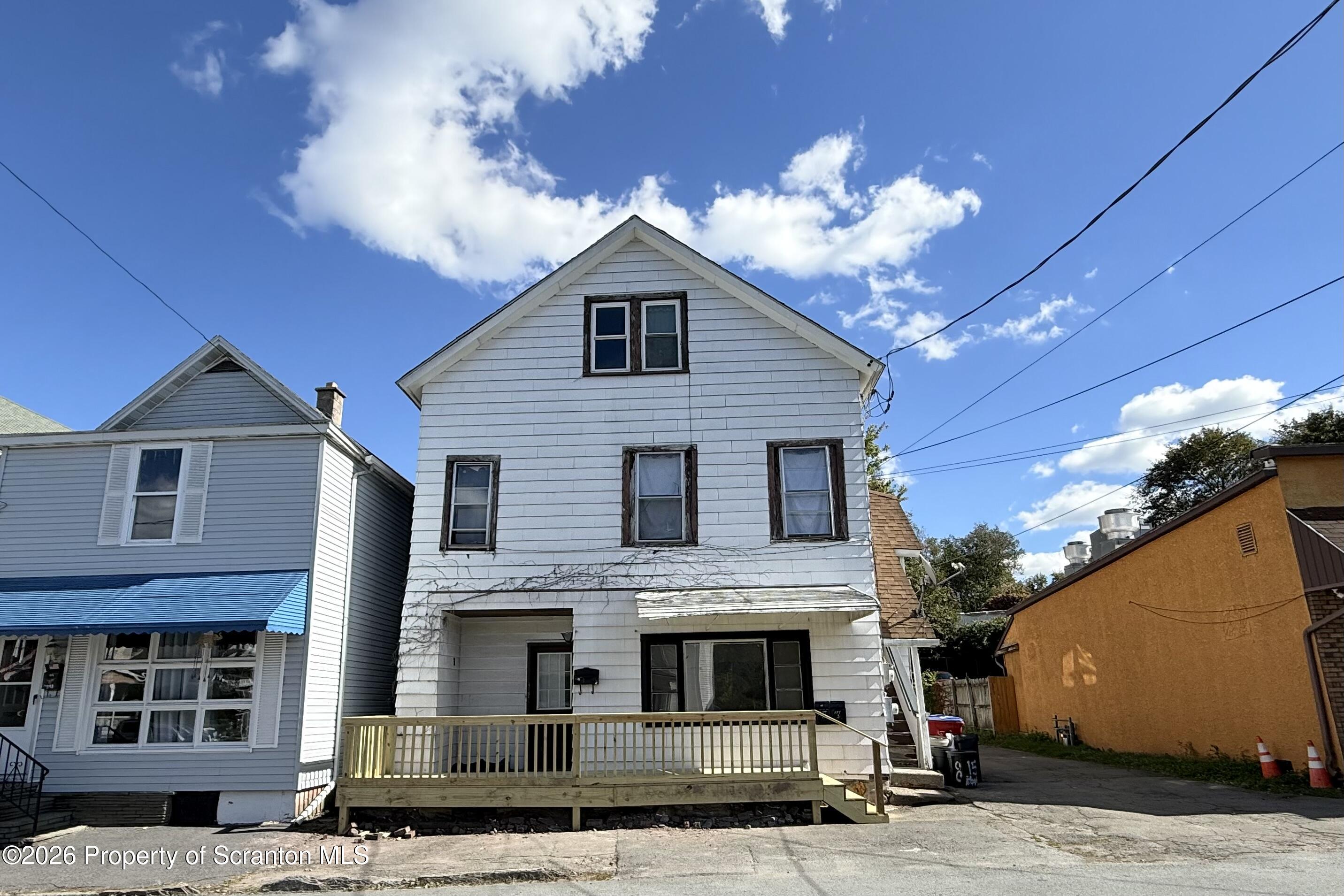15 Hospital Street Carbondale, PA 18407 - Photo 1 of 42 IMG_7666