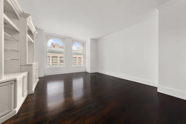 $3,700,000 | 141 5th Avenue, Unit 10B | Flatiron