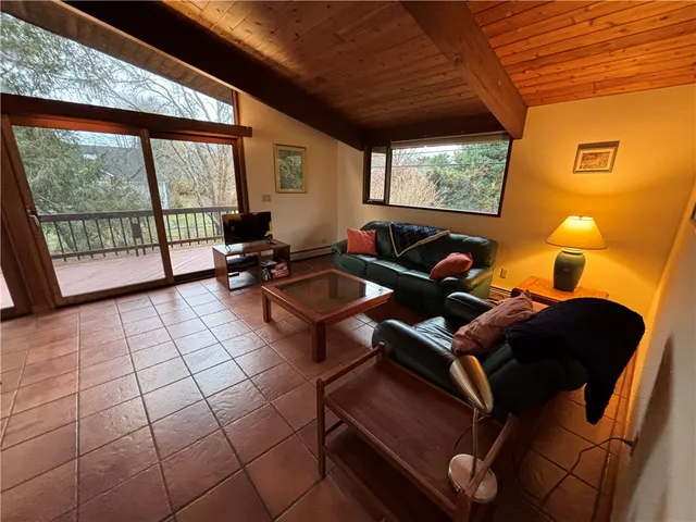 $2,000 | 278 Charlestown Beach Road, Charlestown, RI 02813