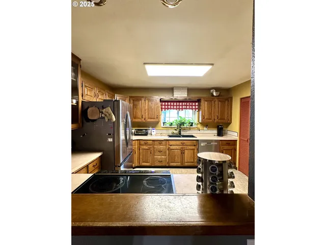 $379,000 | 537 26th Avenue, Longview, WA 98632